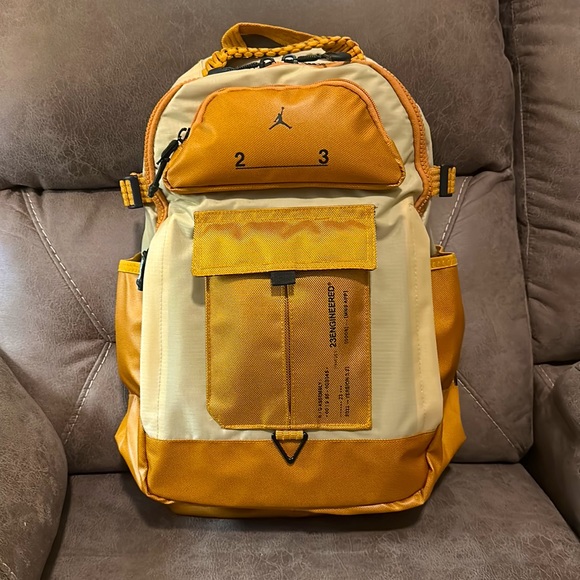 Jordan Nike 23E Backpack Chutney(29L) - Picture 6 of 15